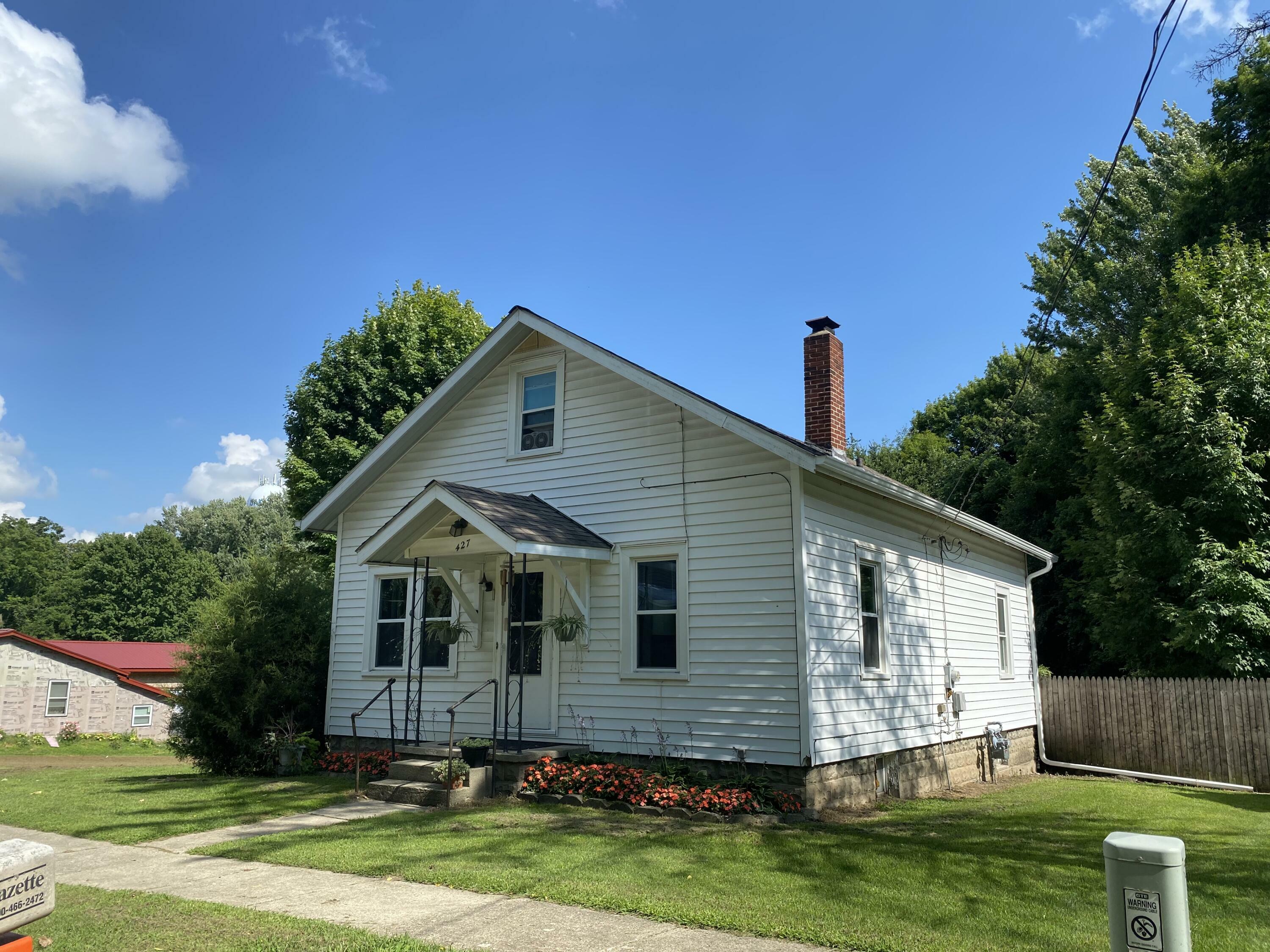 Property Photo:  427 W Clinton Street  MI 49030 