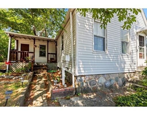 Property Photo:  86 Mulberry Street  MA 02302 