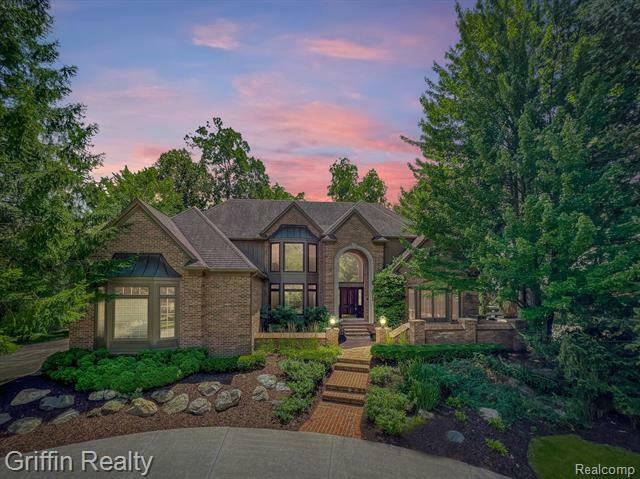 Property Photo:  2439 Tall Oaks Drive  MI 48098 