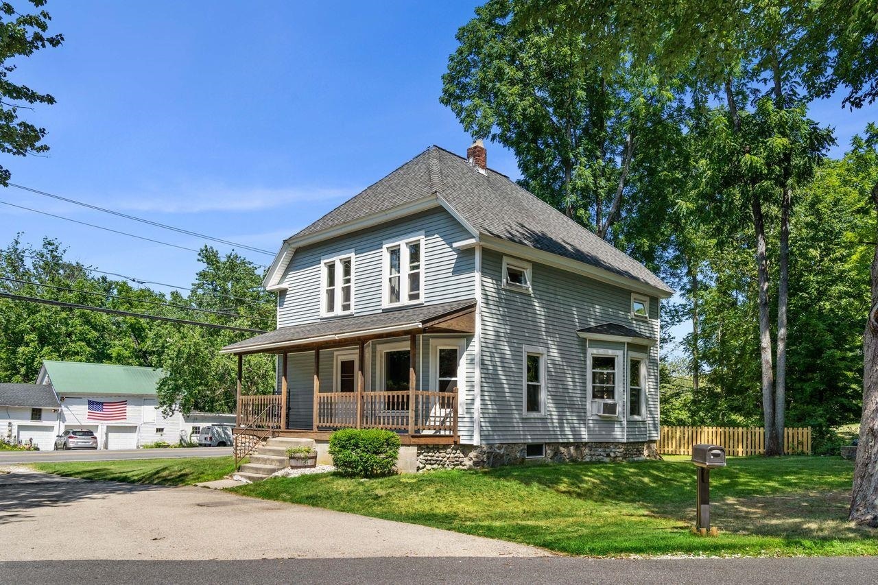Property Photo: 2 Warner Hill Road NH 03038