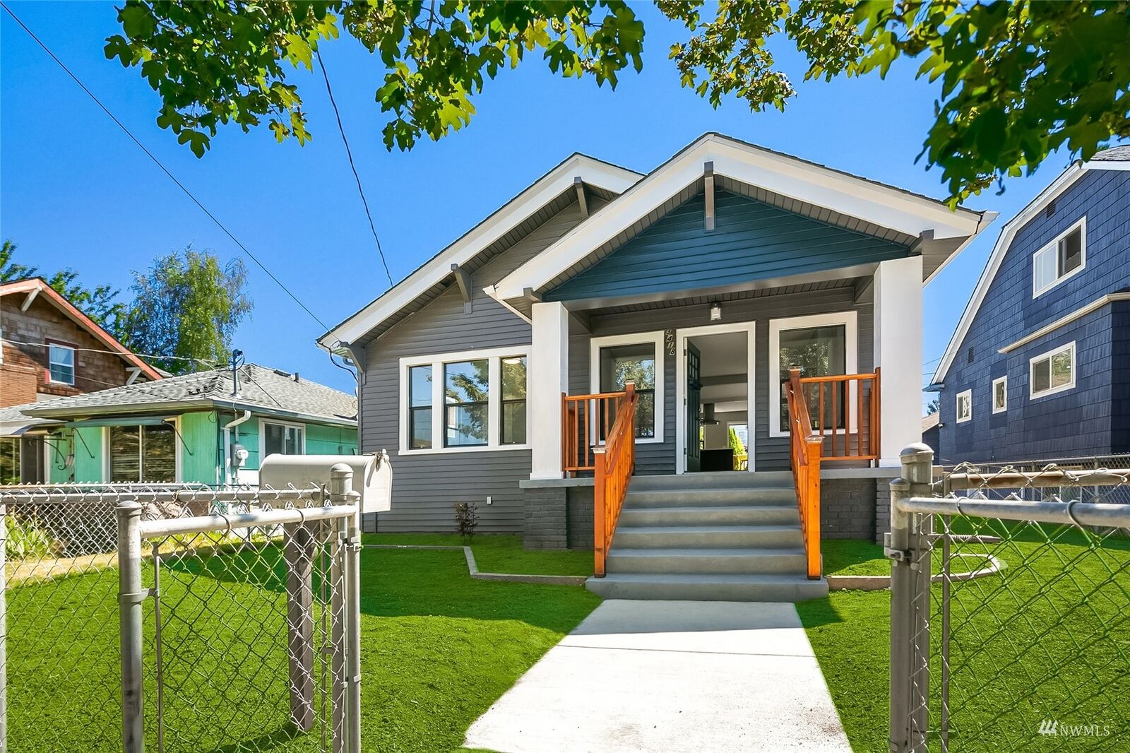 Property Photo:  3418 17th Avenue S  WA 98144 