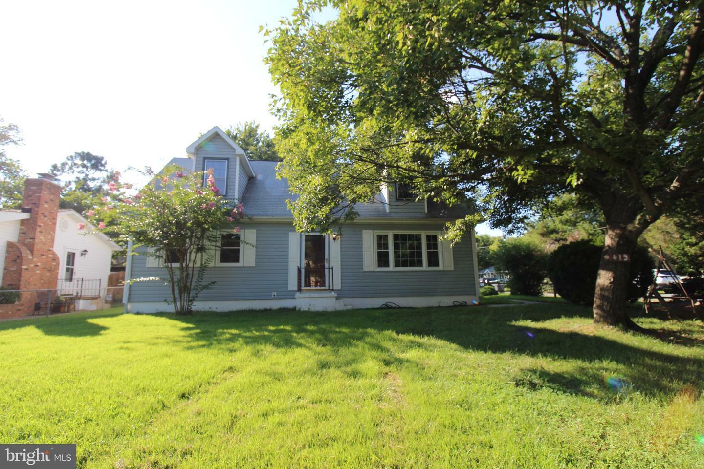 Property Photo:  419 Hamilton Street  VA 22408 