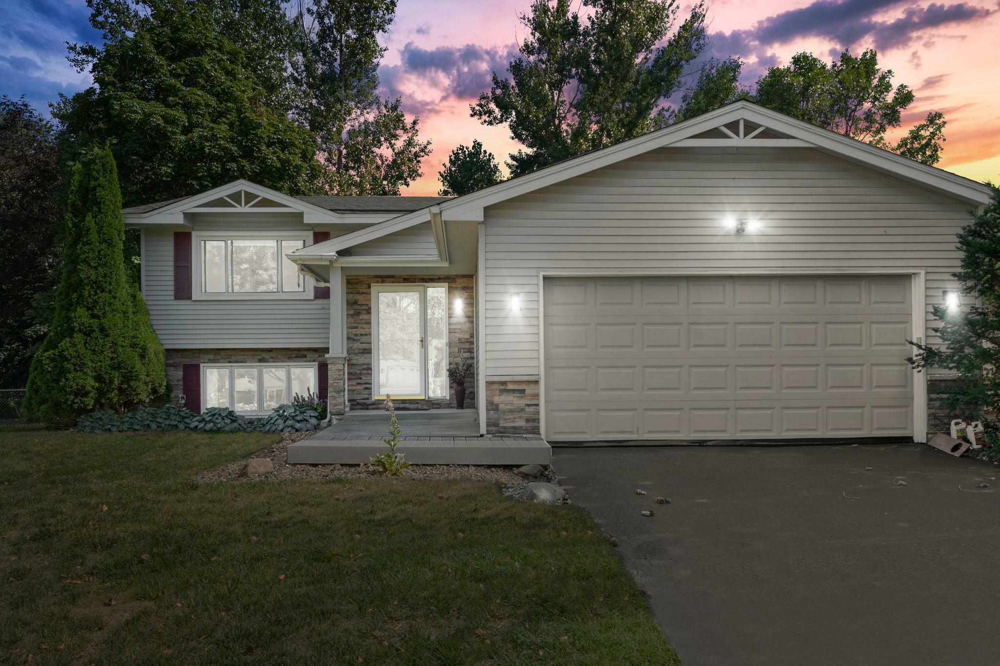 Property Photo: 17590 Iceland Trail MN 55044