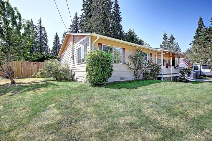 Property Photo: 2506 256th Street NW WA 98292