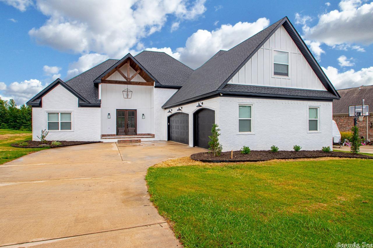 Property Photo: 133 Plantation Drive AR 72106