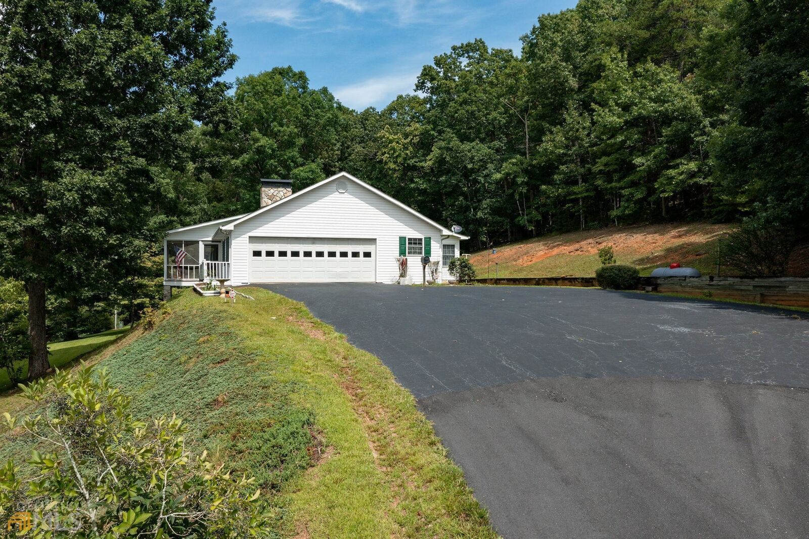 Property Photo:  455 Sweetwater Drive  GA 30523 