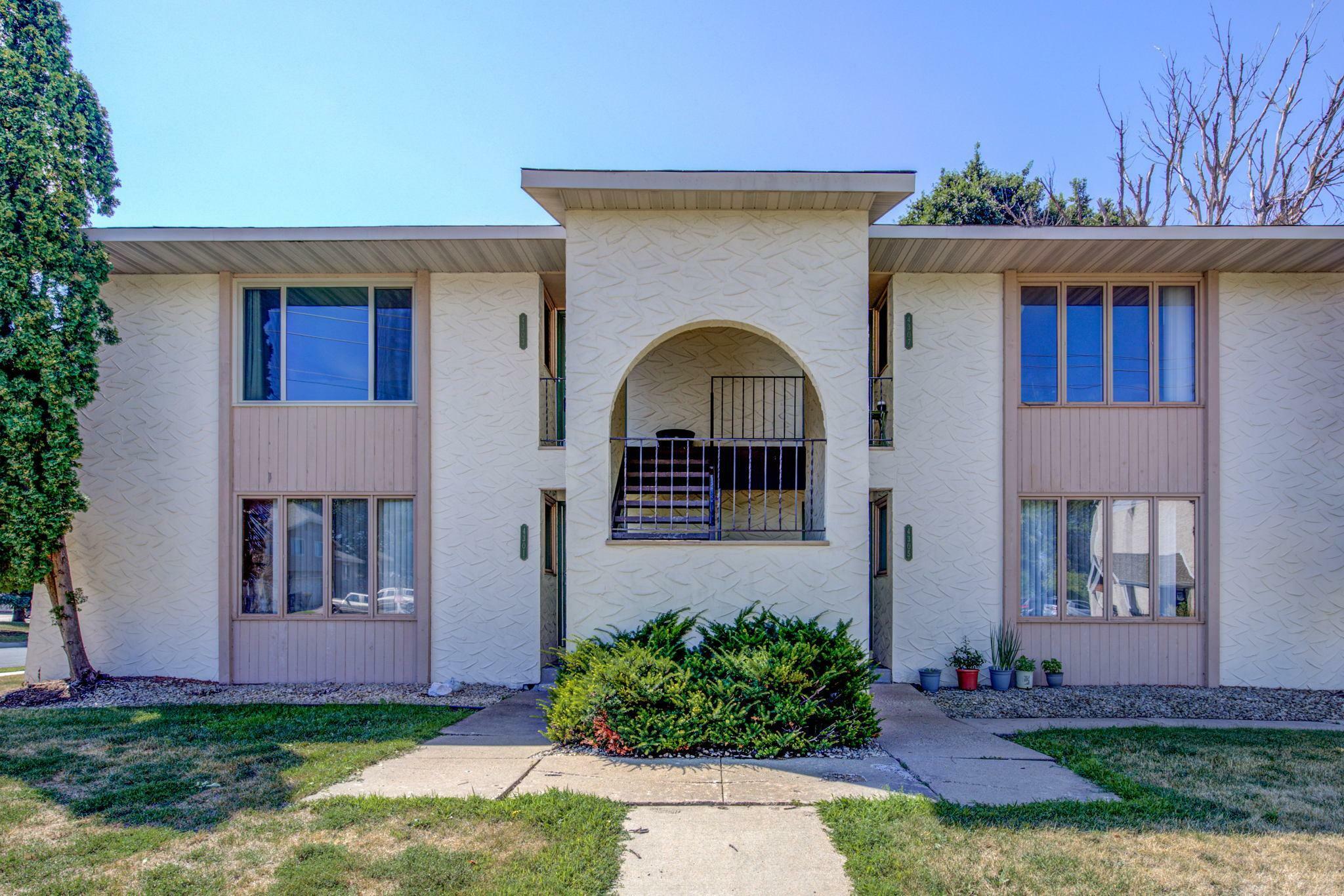 Property Photo: 4303 W 124th Street MN 55378