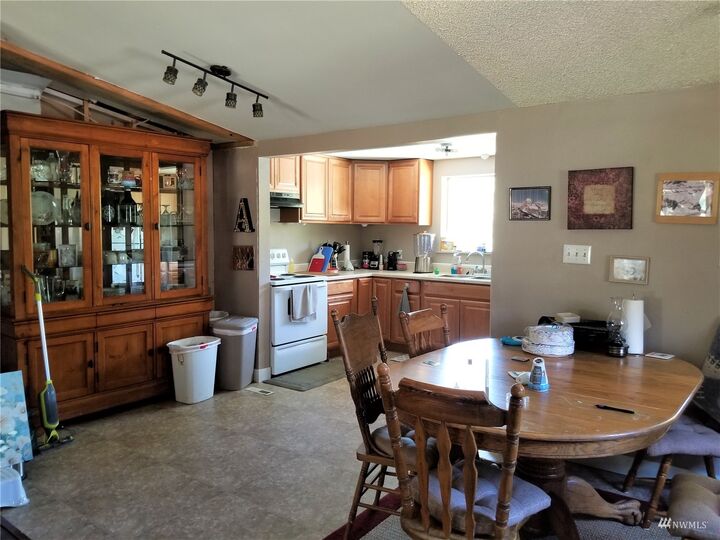 Property Photo:  9 Pine Grove Street  WA 99166 