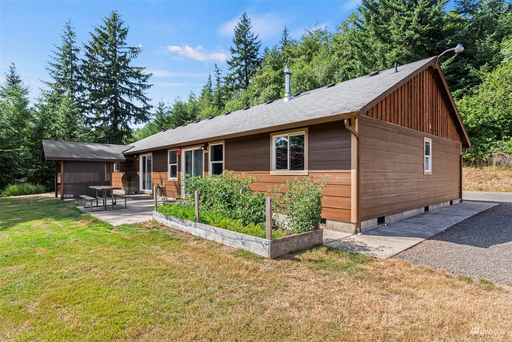 Property Photo:  201 Shirley Gordon Road  WA 98625 