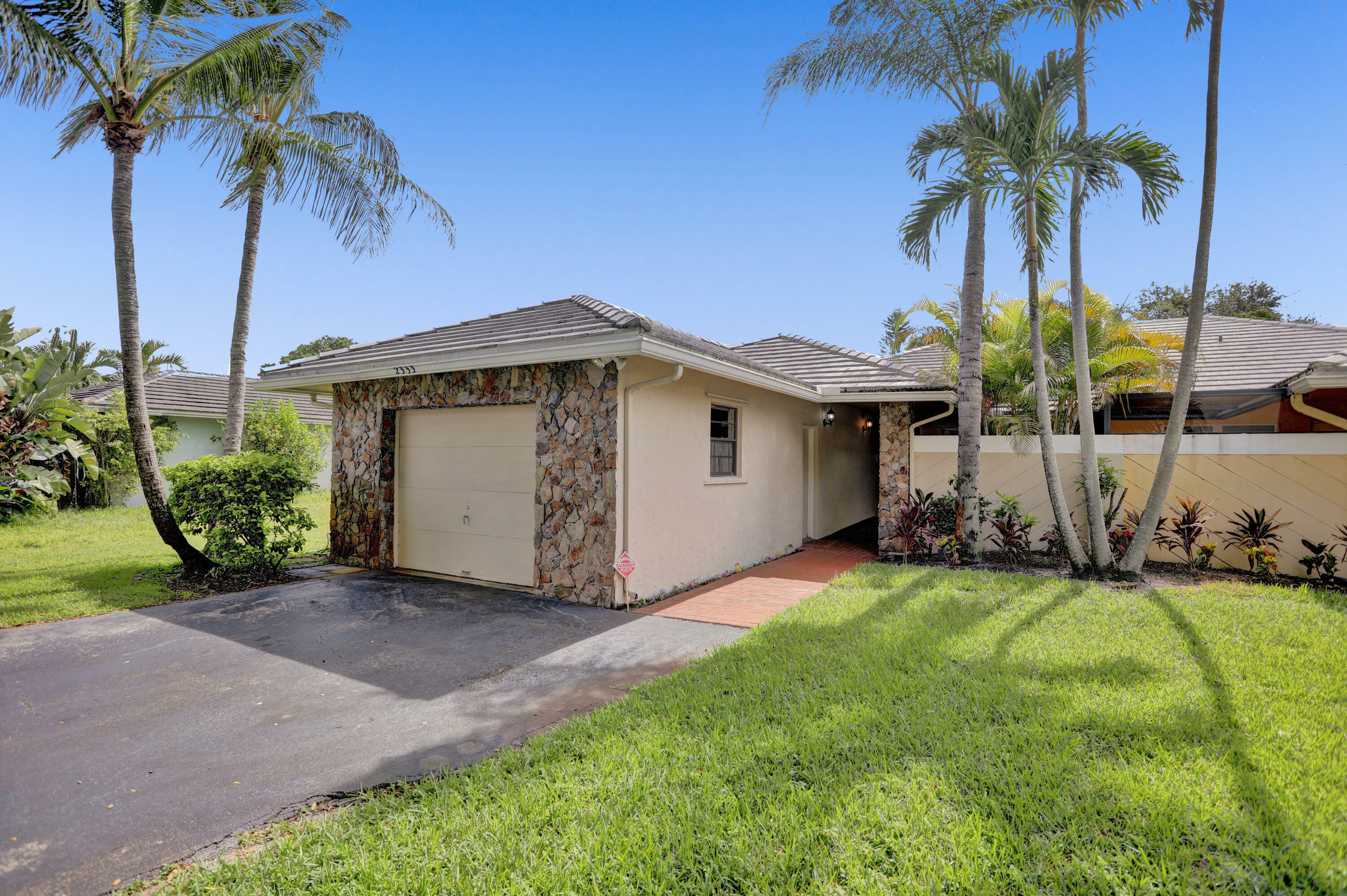 Property Photo:  2333 NW 87th Drive  FL 33065 