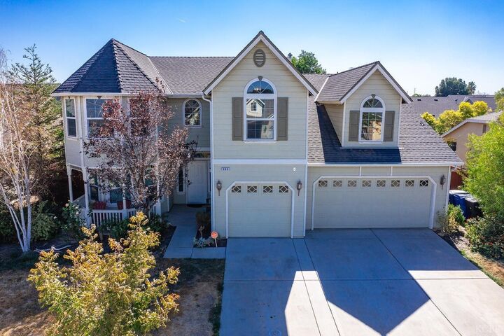 999 Tranquility Circle  Lemoore CA 93245 photo