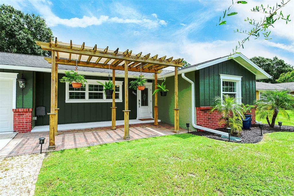 Property Photo: 3647 Woodmont Drive FL 34232