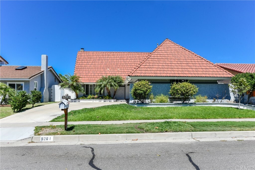 Property Photo:  5261 Bordeaux Avenue  CA 92604 