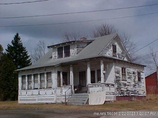 Property Photo:  46 Winn Street  ME 04240 