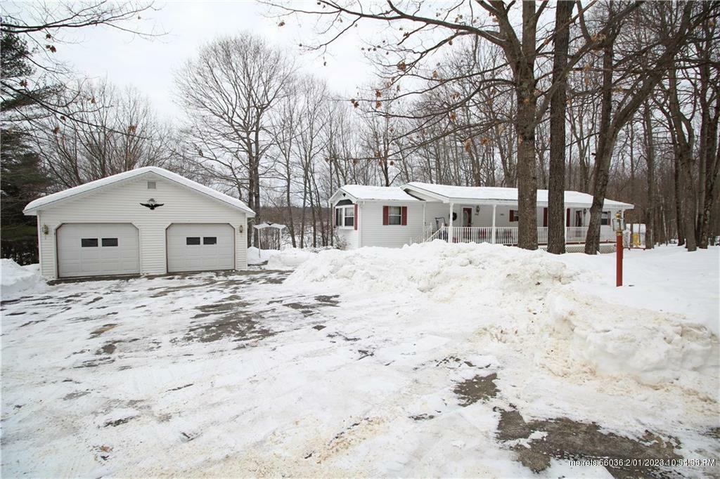 Property Photo: 486 Pond Road ME 04240