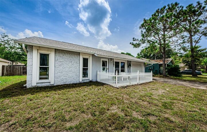 Property Photo:  3120 Latrobe Street  FL 34655 