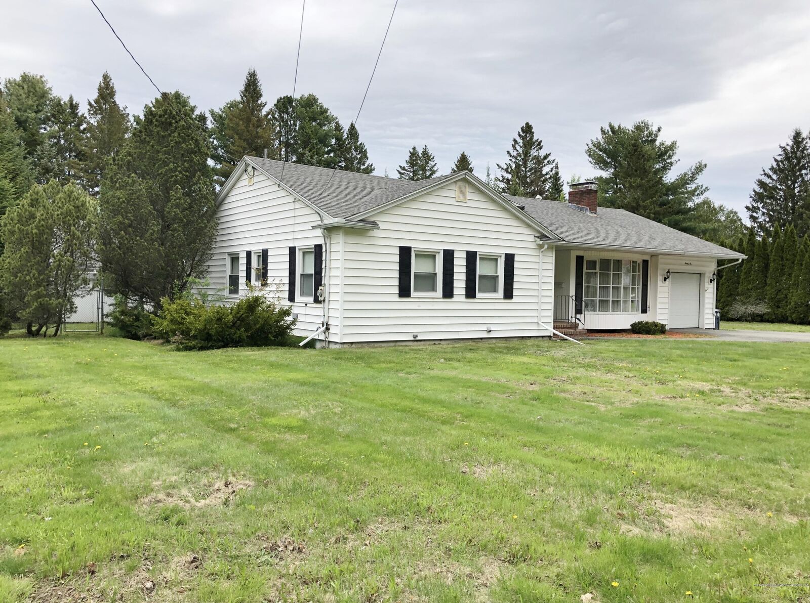 Property Photo:  96 Eastern Avenue  ME 04412 