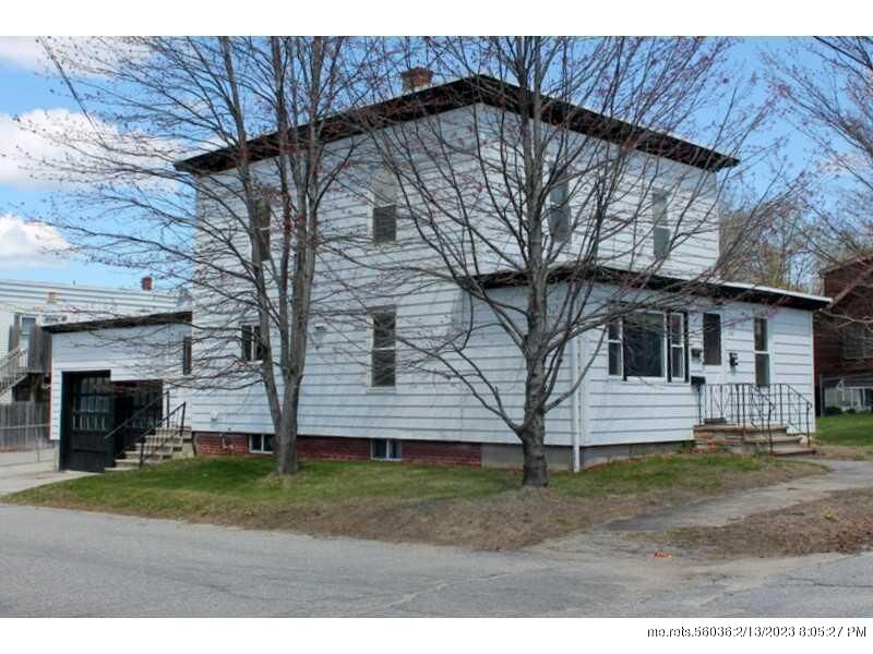 Property Photo: 220 Webber Avenue ME 04240