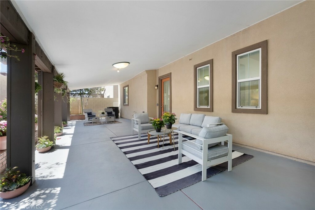 Property Photo:  1218 N Ventana Lane  CA 92870 