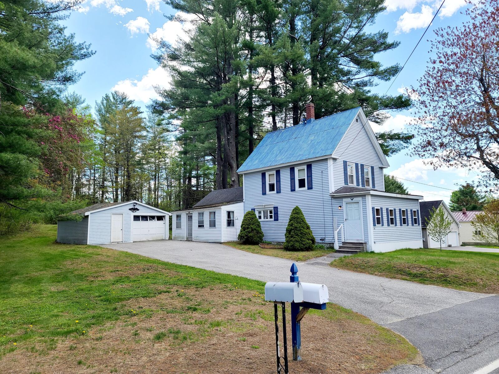Property Photo:  341 Pond Road  ME 04240 