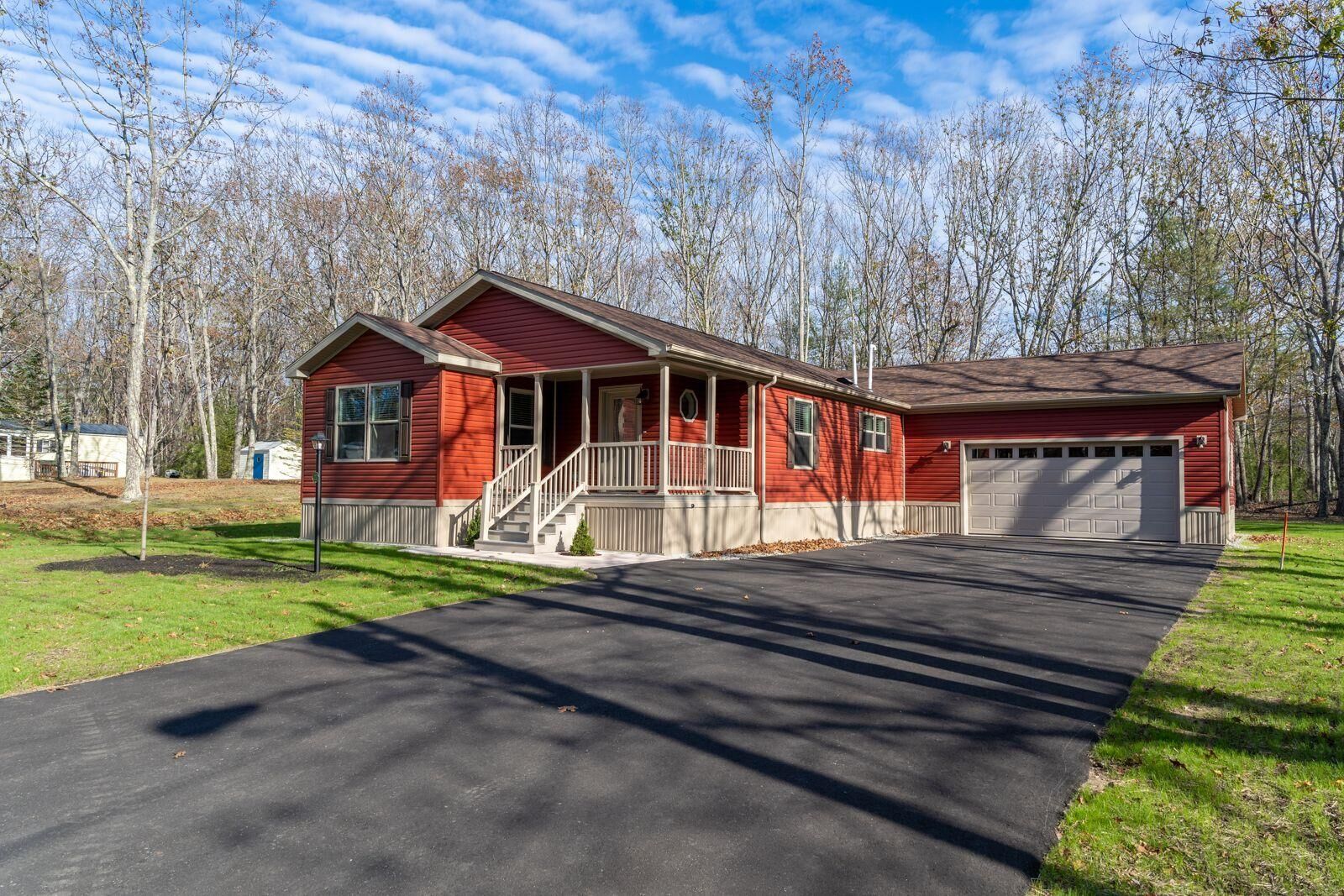 Property Photo:  27 Sunset Lane  ME 04002 