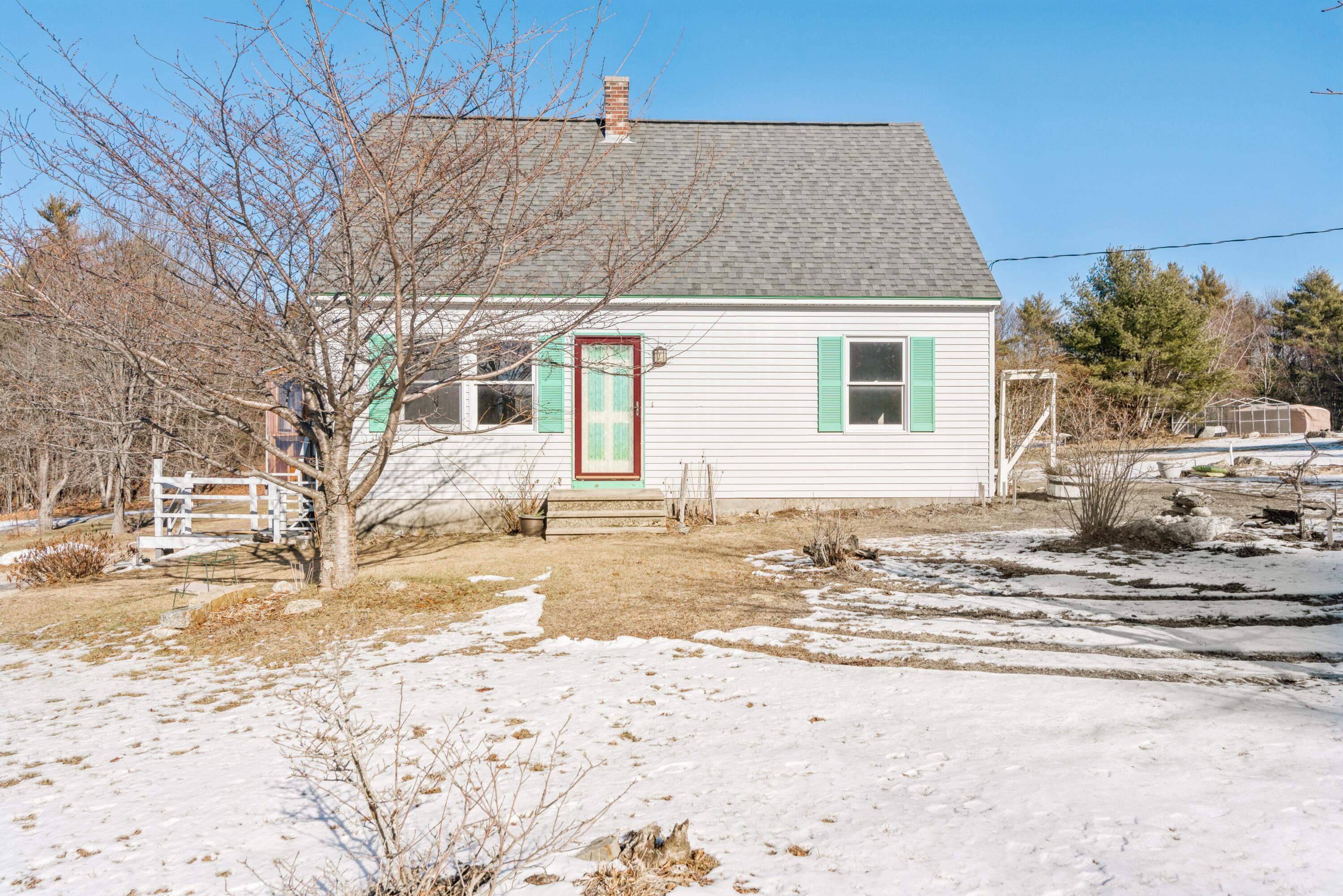 Property Photo:  440 Hackett Road  ME 04210 