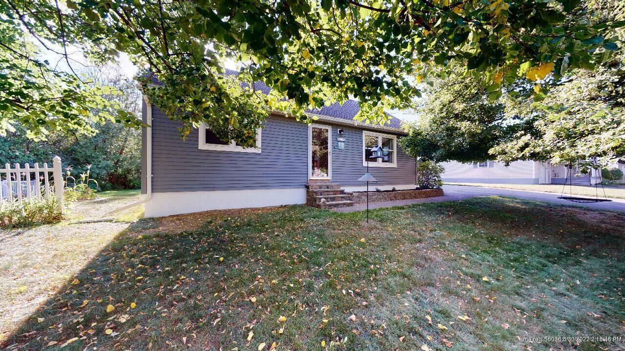 Property Photo:  18 Dartmouth Street  ME 04401 