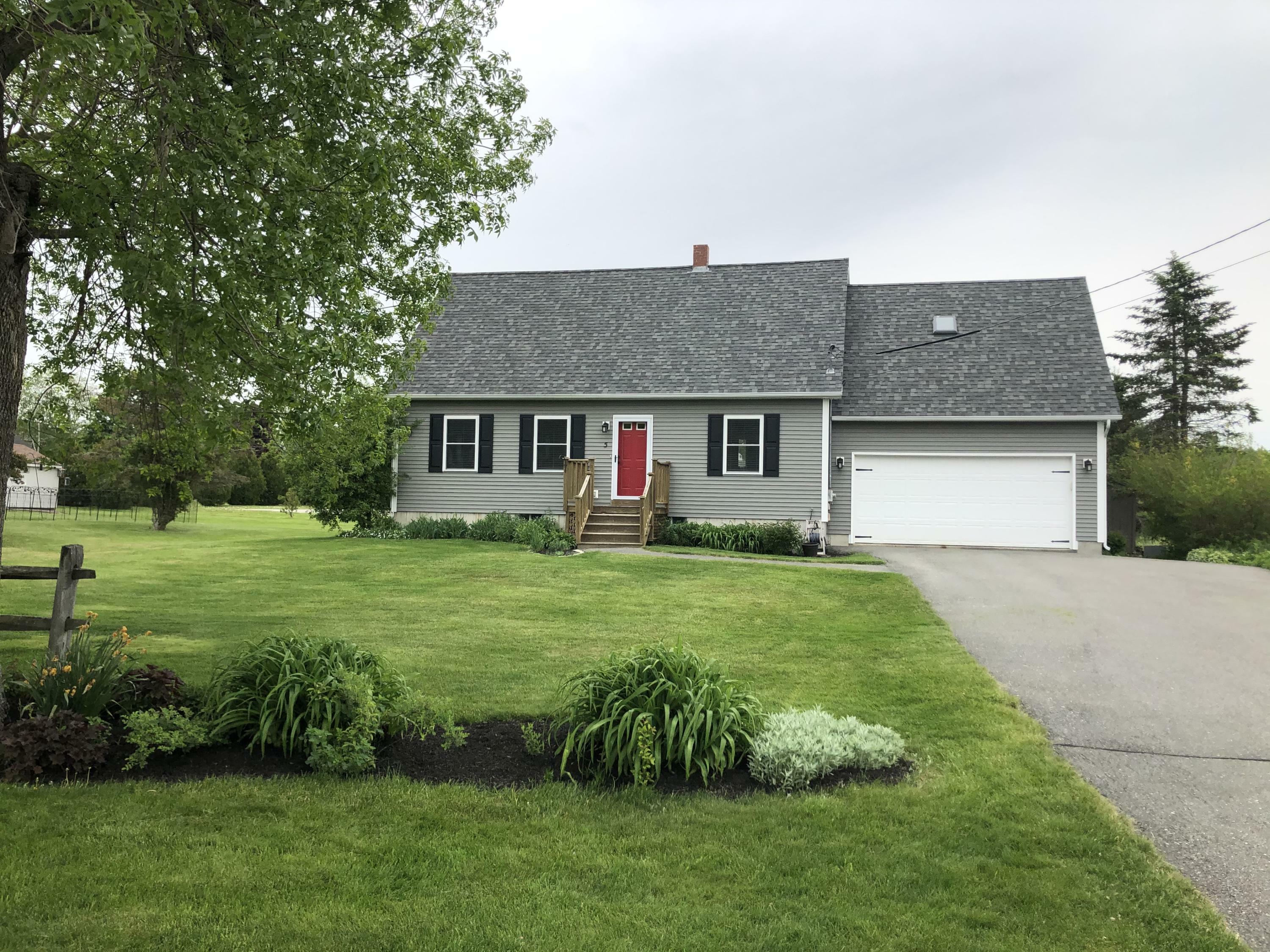 Property Photo: 5 Horseshoe Lane ME 04444