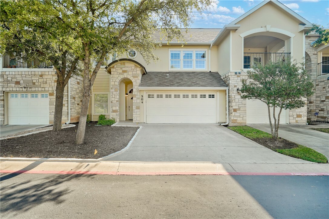 Property Photo:  10300 Morado Cove 504  TX 78759 