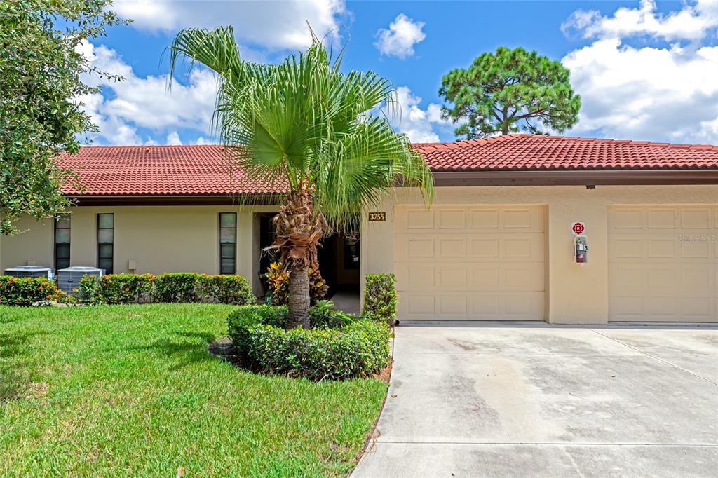 Property Photo: 3755 Pinecone Court 173 FL 34238