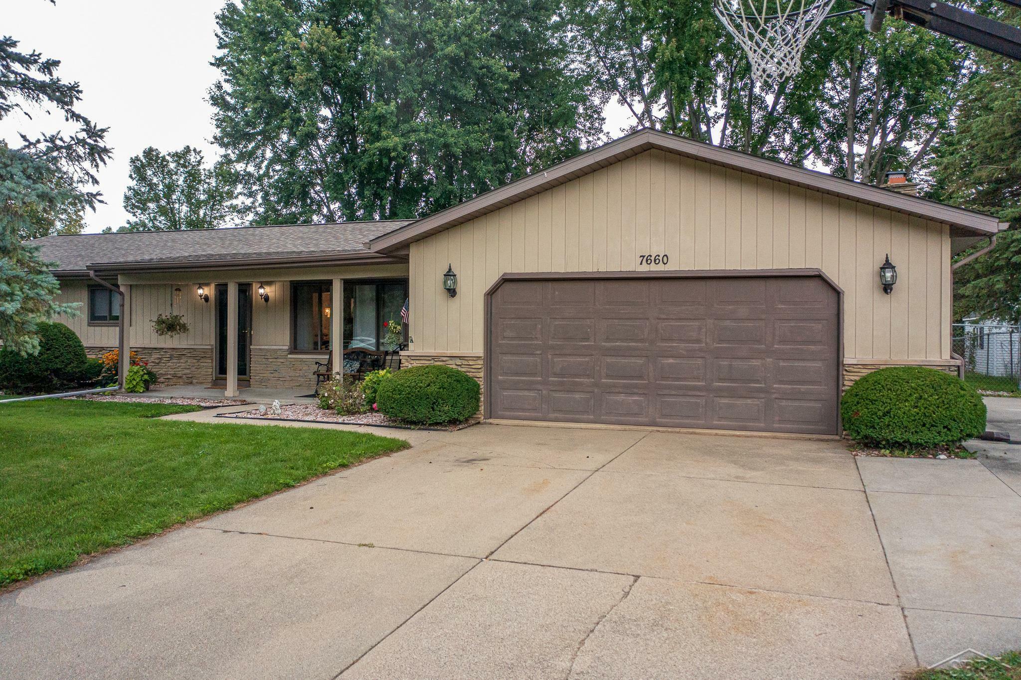 Property Photo:  7660 Madeline St  MI 48609 