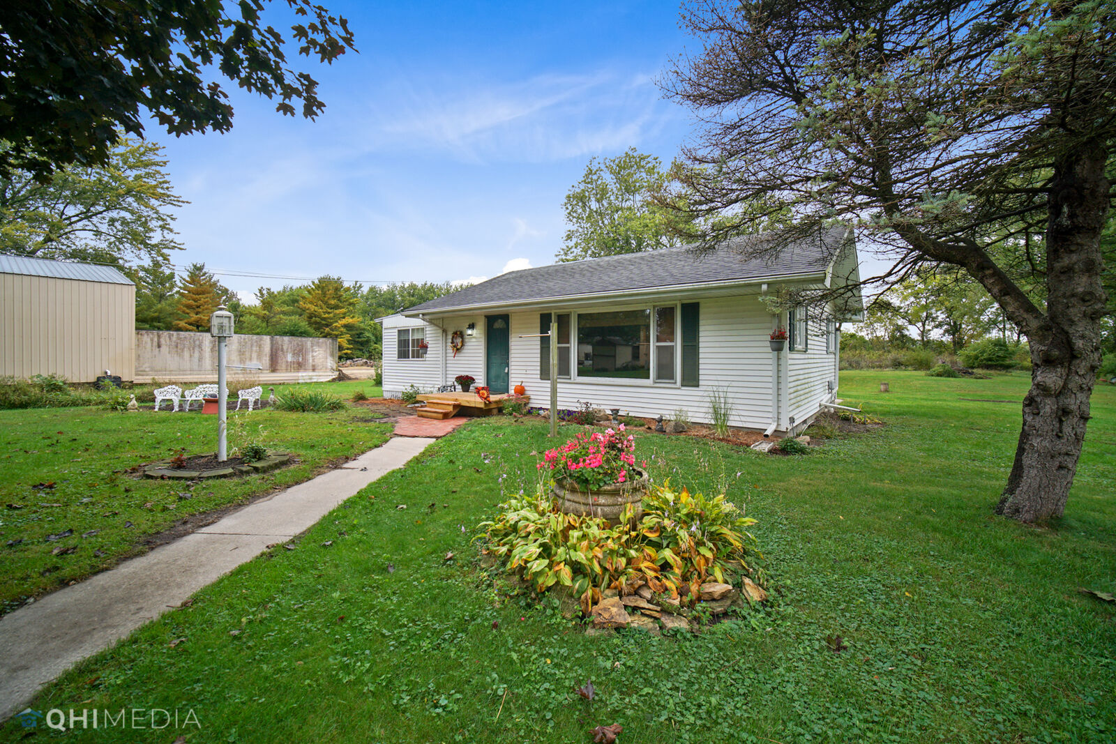 Property Photo:  2627 E 1000N Road B  IL 60901