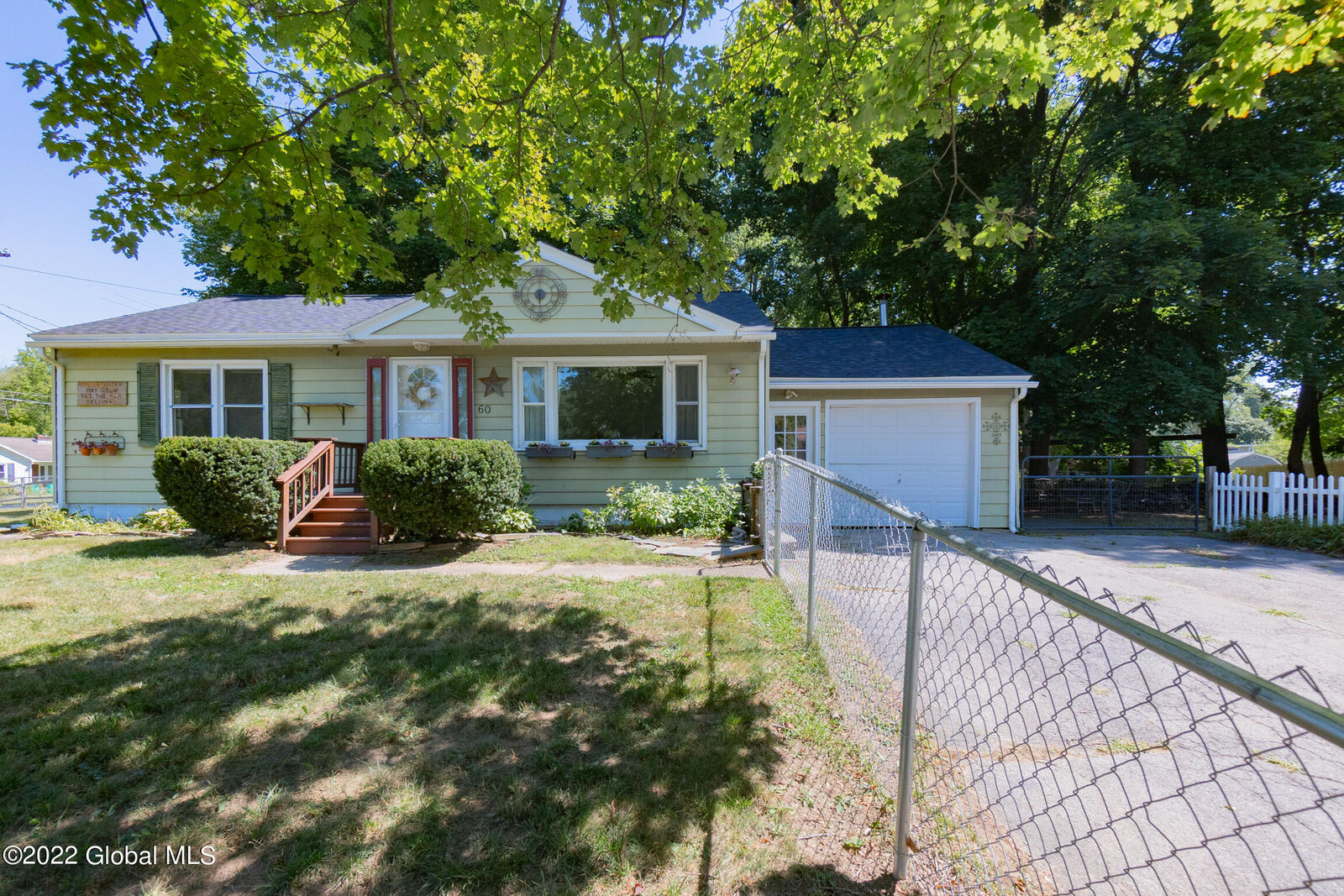 Property Photo:  60 Charlton Road  NY 12302 