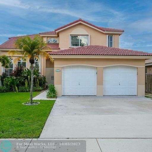 Property Photo:  341 W Royal Cove Cir  FL 33325 