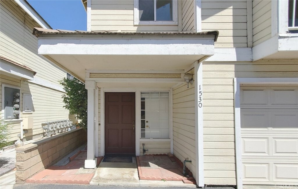 Property Photo:  1530 W Broadway  CA 92802 