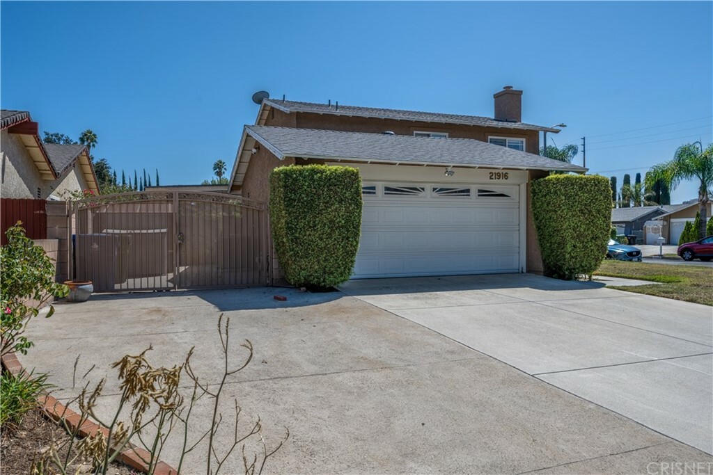 Property Photo:  21916 Stanwell Street  CA 91311 