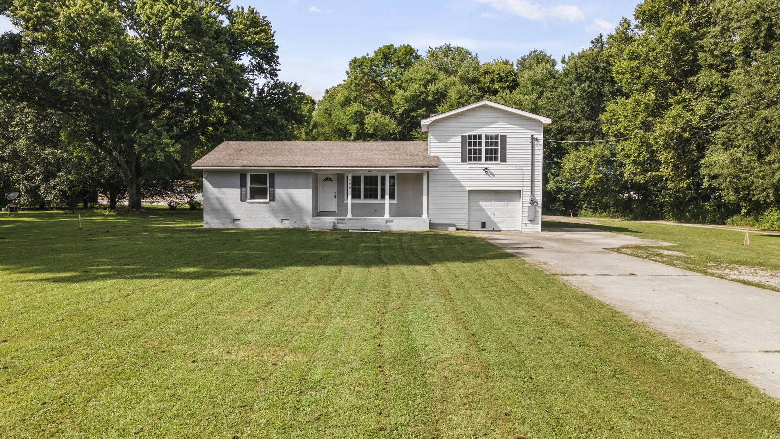 Property Photo:  190 Asia Rd  TN 37398 