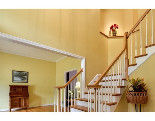 Property Photo: 15 Holly Way MA 01701