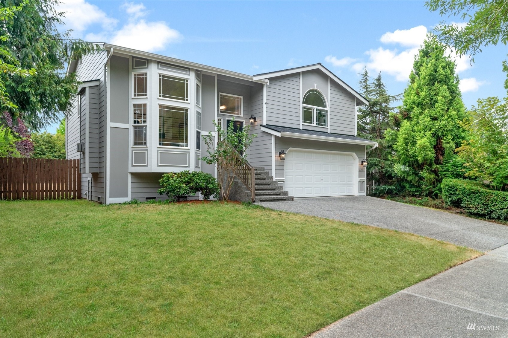 Property Photo:  3303 Catherine Drive  WA 98258 