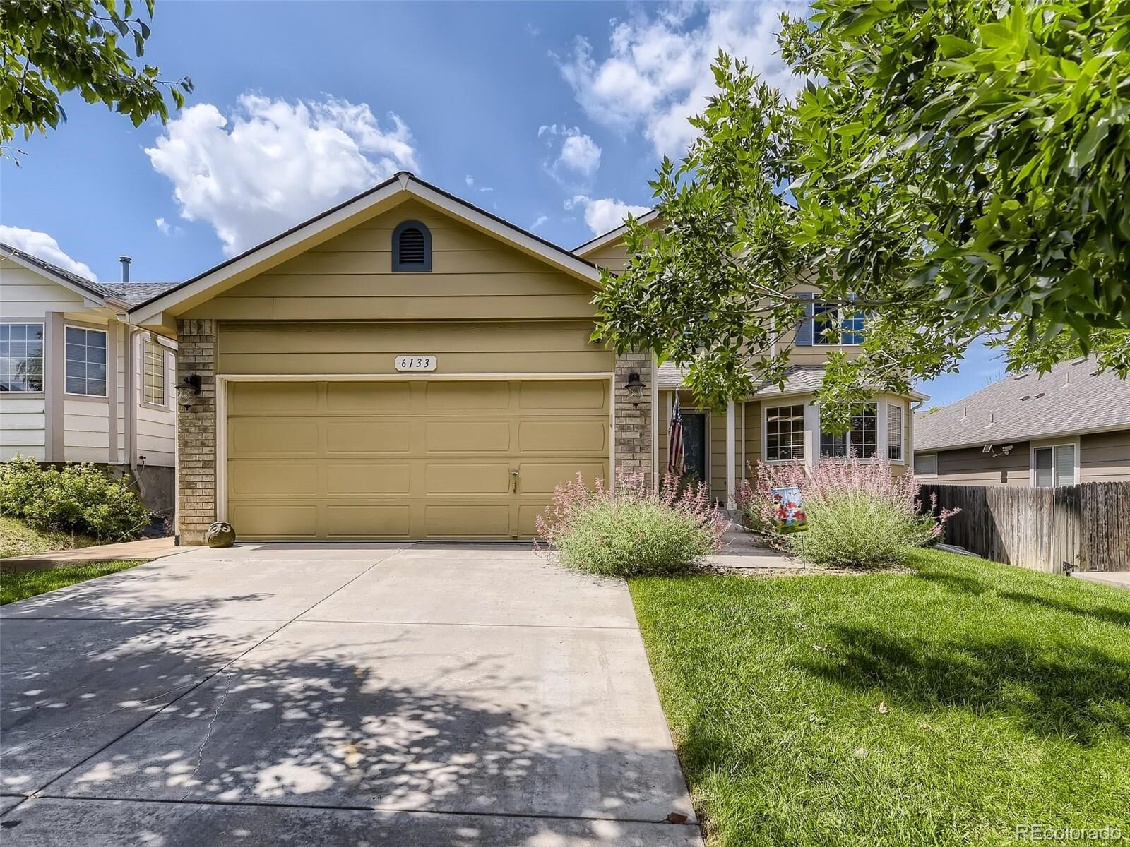 Property Photo: 6133 S Quemoy Way CO 80015