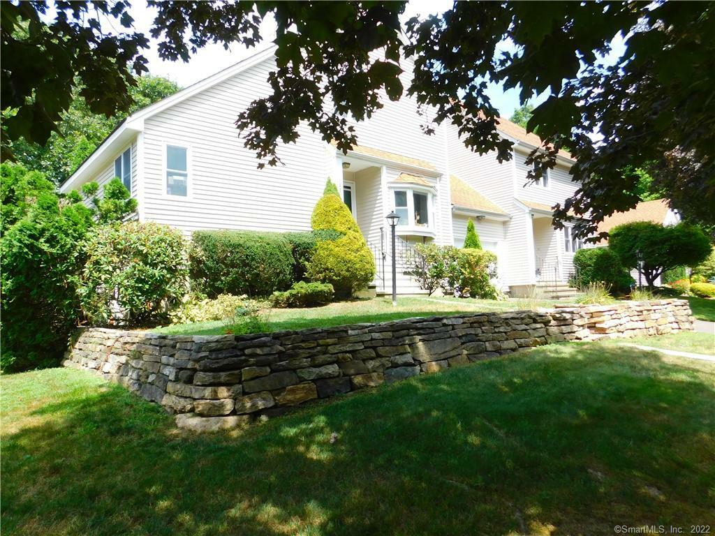 Property Photo:  193 Stonehedge 193  CT 06484 