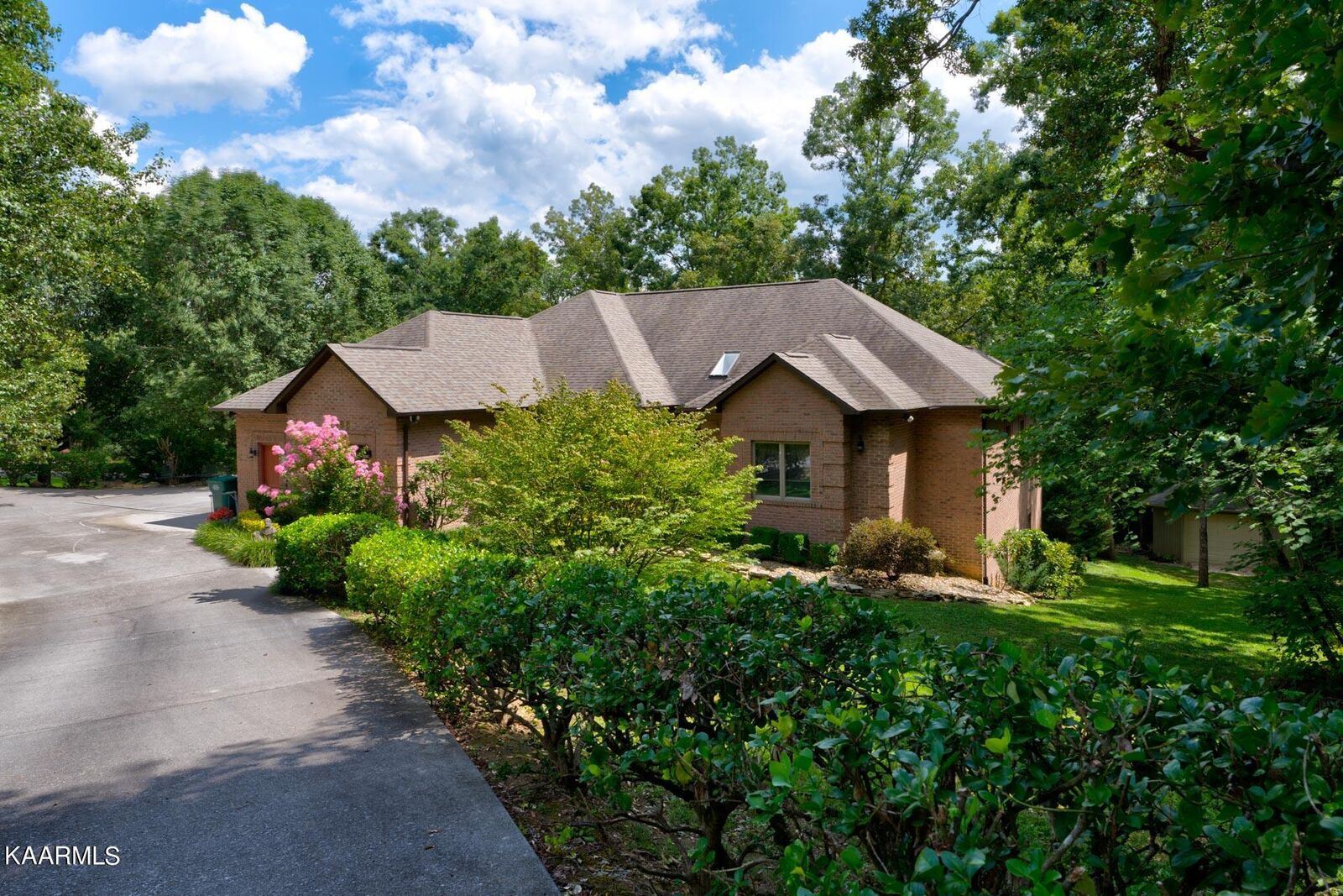 Property Photo:  1006 Boardly Hills Blvd  TN 37876 