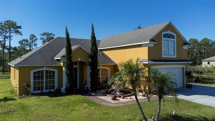 Property Photo: 20410 Paddock Street FL 32833
