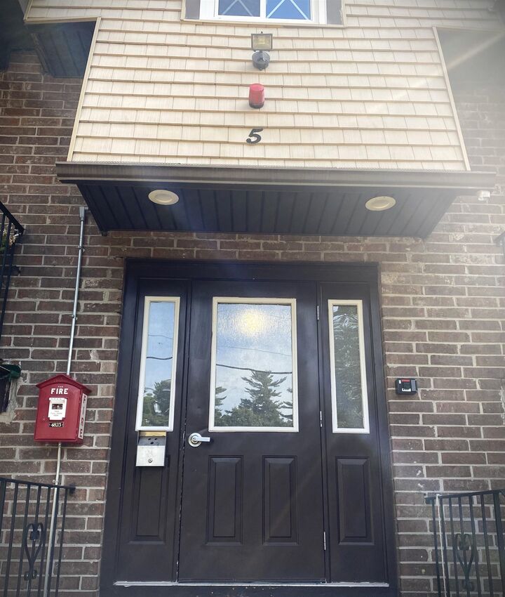 Property Photo:  5 Silvestri Circle 11  NH 03038 