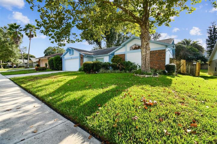 Property Photo: 2546 Arborwood Drive FL 33596