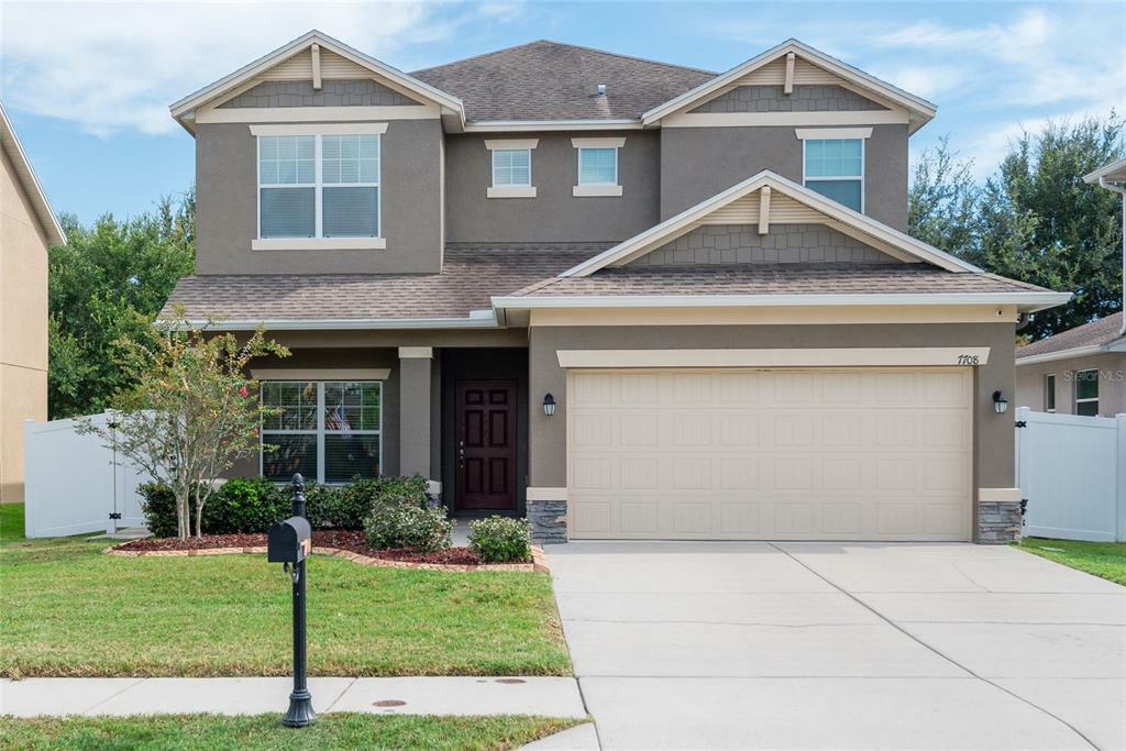 Property Photo:  7708 Landcare Lane  FL 33616 