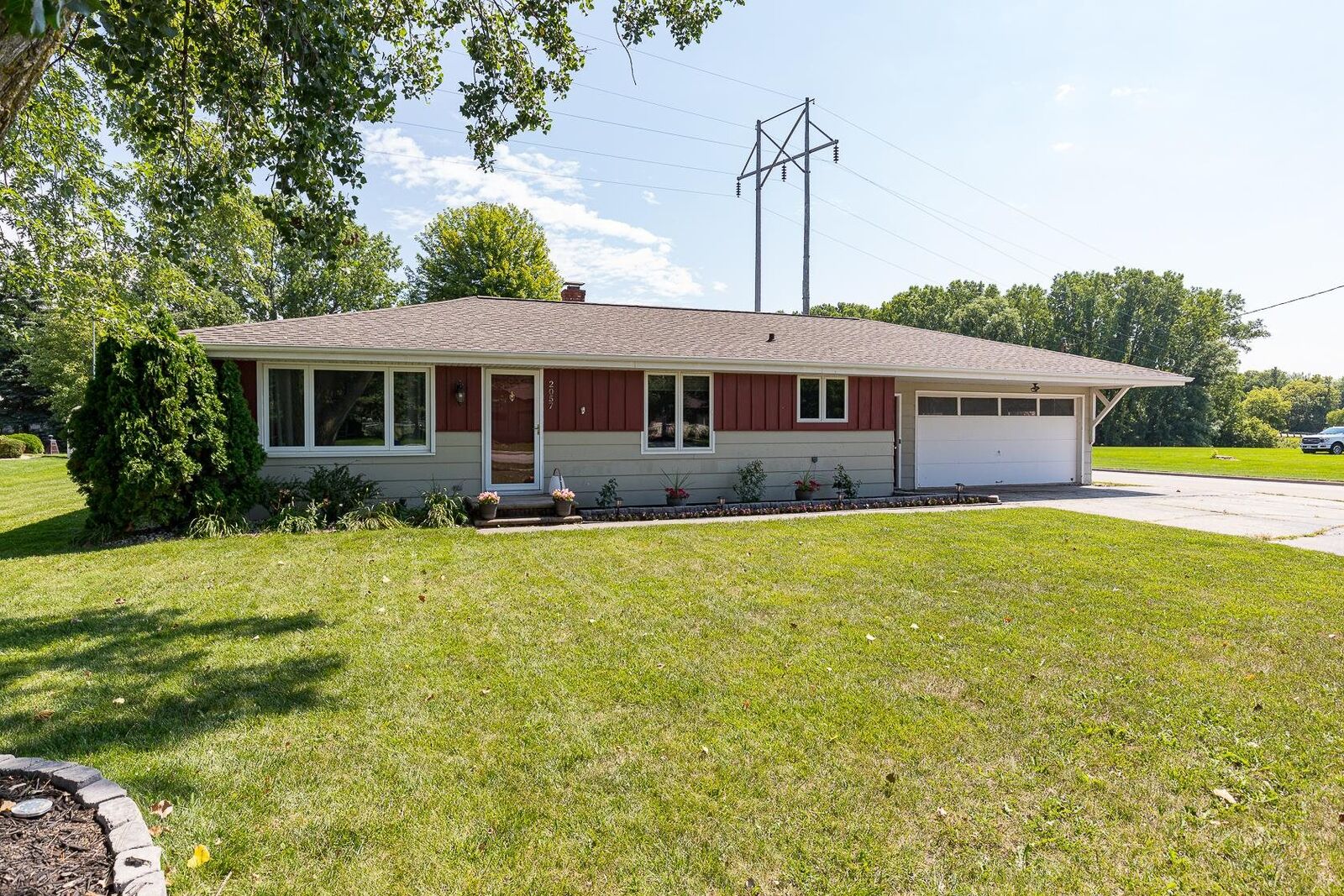 Property Photo: 2057 Hazen Road WI 54311