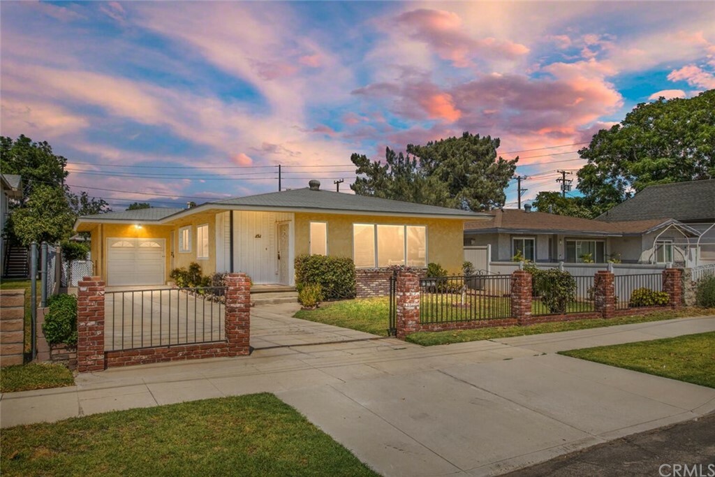 Property Photo:  151 E L Street  CA 92324 