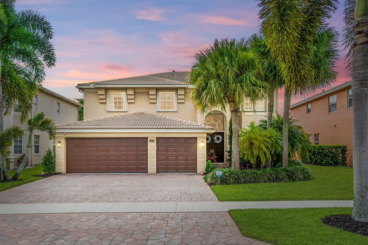 Property Photo: 2227 Ridgewood Circle FL 33411