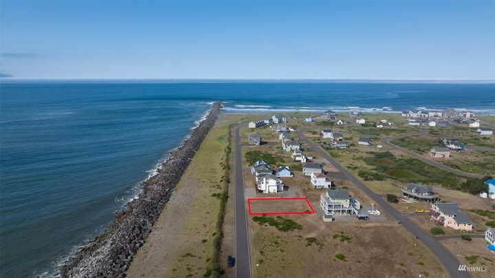 Property Photo:  1511 E Ocean Shores Boulevard SW  WA 98569 